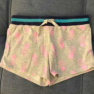 Rockets of Awesome Pineapple Varsity Short in Cool Gray. Size 10/12.